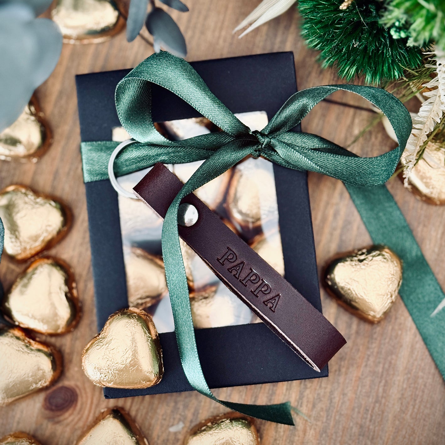 Fars dag present | Lädernyckelring & choklad