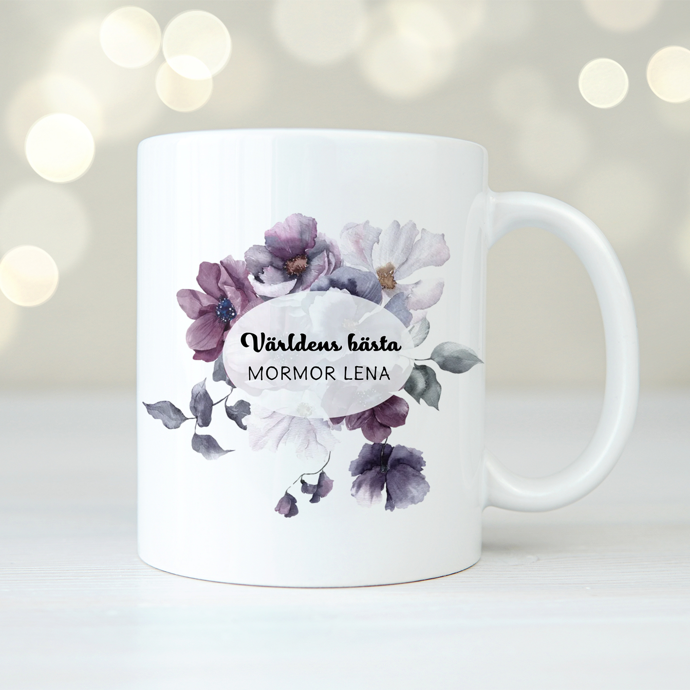 Mörklila blommor | Personlig mugg