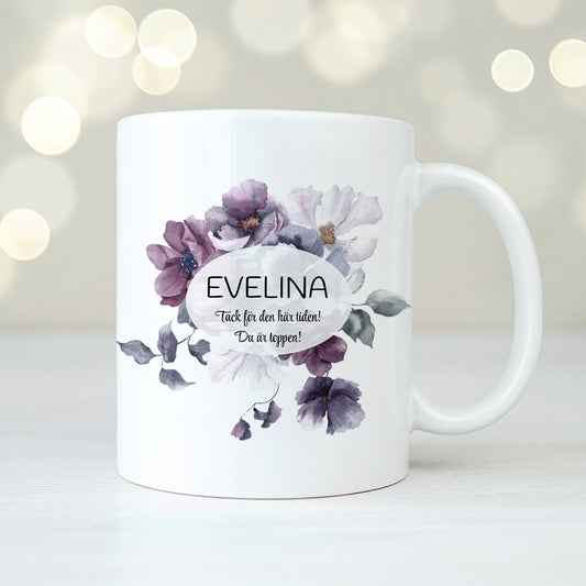 Mörklila blommor | Personlig mugg